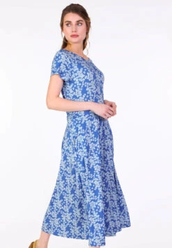 Kleid Malind Cherry Blossom - Royal Blue -Modekleidung 03 032410031282