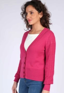 Strickjacke Bella - Magenta -Modekleidung 05 032310004483