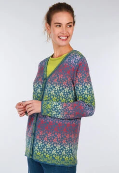 Strickjacke Christi Flower- Azure -Modekleidung 05 062410012314