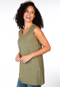 Top Kiki - Olive -Modekleidung 05 082410054204
