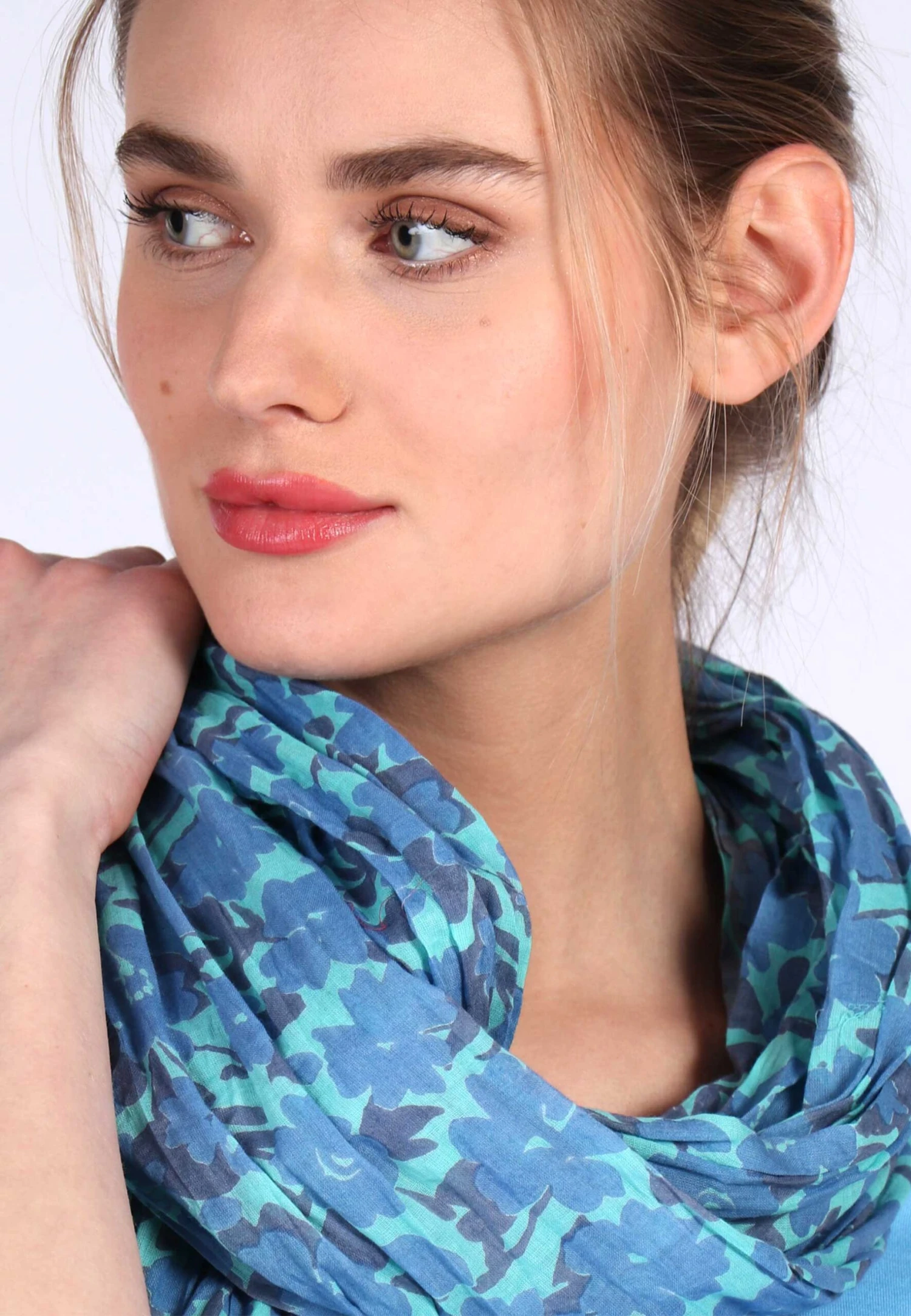 Tuch Sada Poppy Flower - Pool 5 Tuch Sada Poppy Flower - Pool – Bild 3