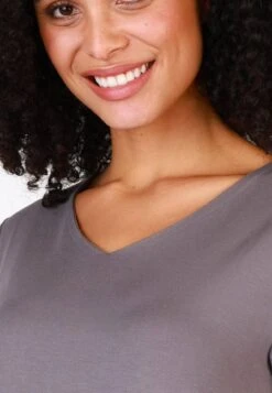 T-Shirt Naya - Shadow -Modekleidung 07 082410052129