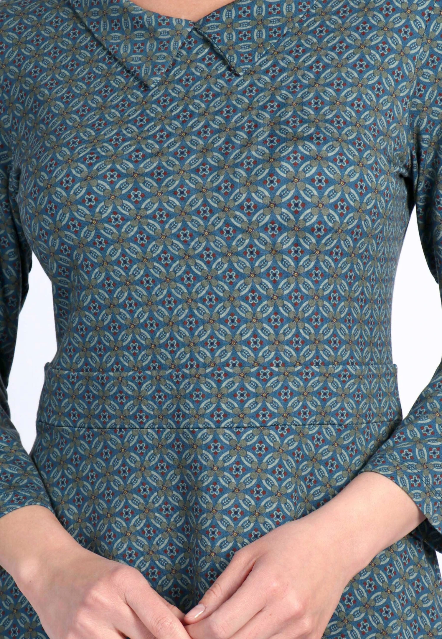 Kleid Cocolie Geo Flower - Deep Ocean 8 Kleid Cocolie Geo Flower - Deep Ocean – Bild 6