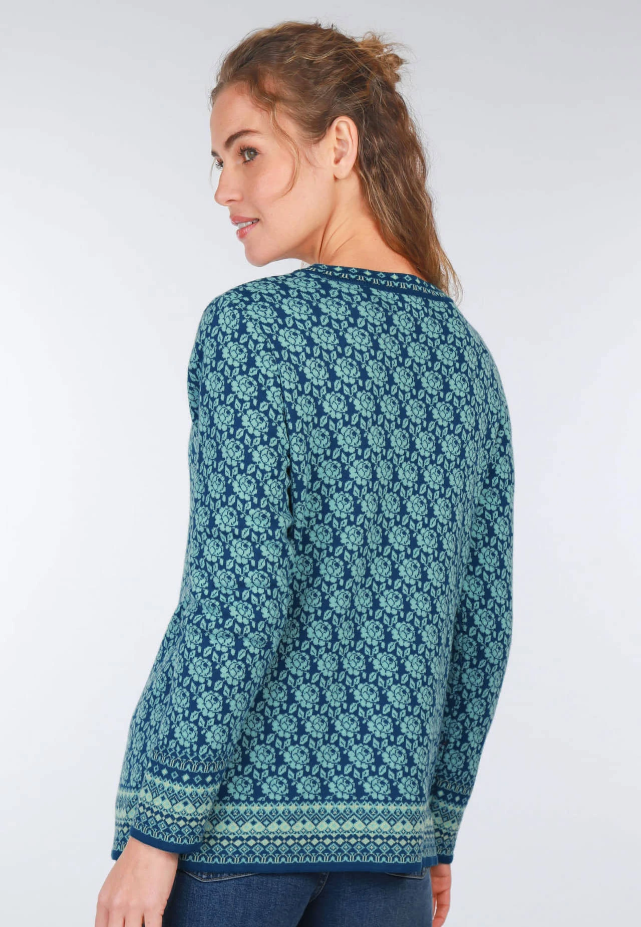 Strickjacke Christi Rose - Deep Ocean 9 Strickjacke Christi Rose - Deep Ocean – Bild 7