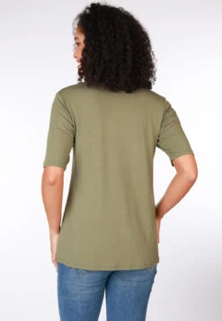 T-Shirt Tess - Olive -Modekleidung 13 082410053204