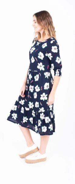 Brakeburn Florales Kleid -Modekleidung Brakeburn Kleid Blumen Floating Lilly Dress 9255 2